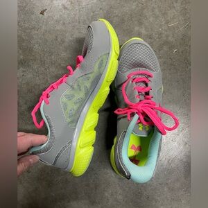 Under Armour Women's Micro G Assert Shoes 8.5 Gray Blue Pink